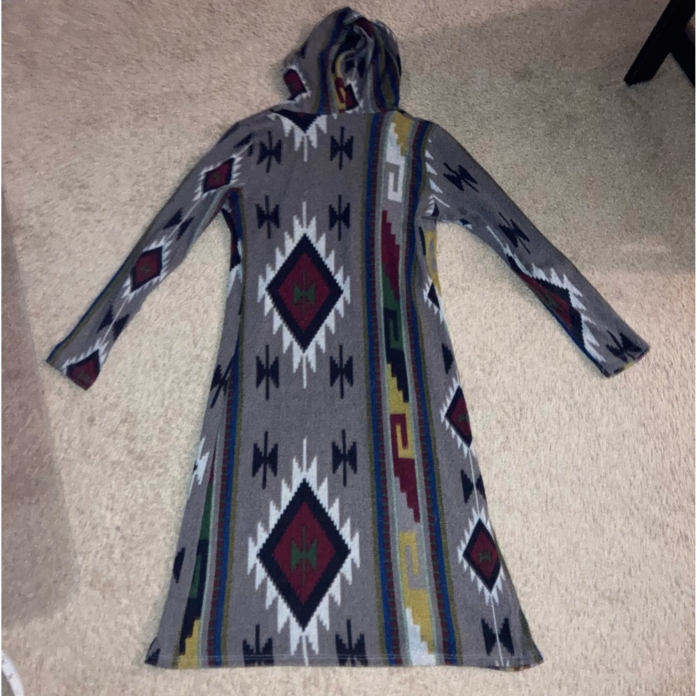 Joyce Leslie long, geometric Aztec cardigan Junior XS - Picture 2 of 14